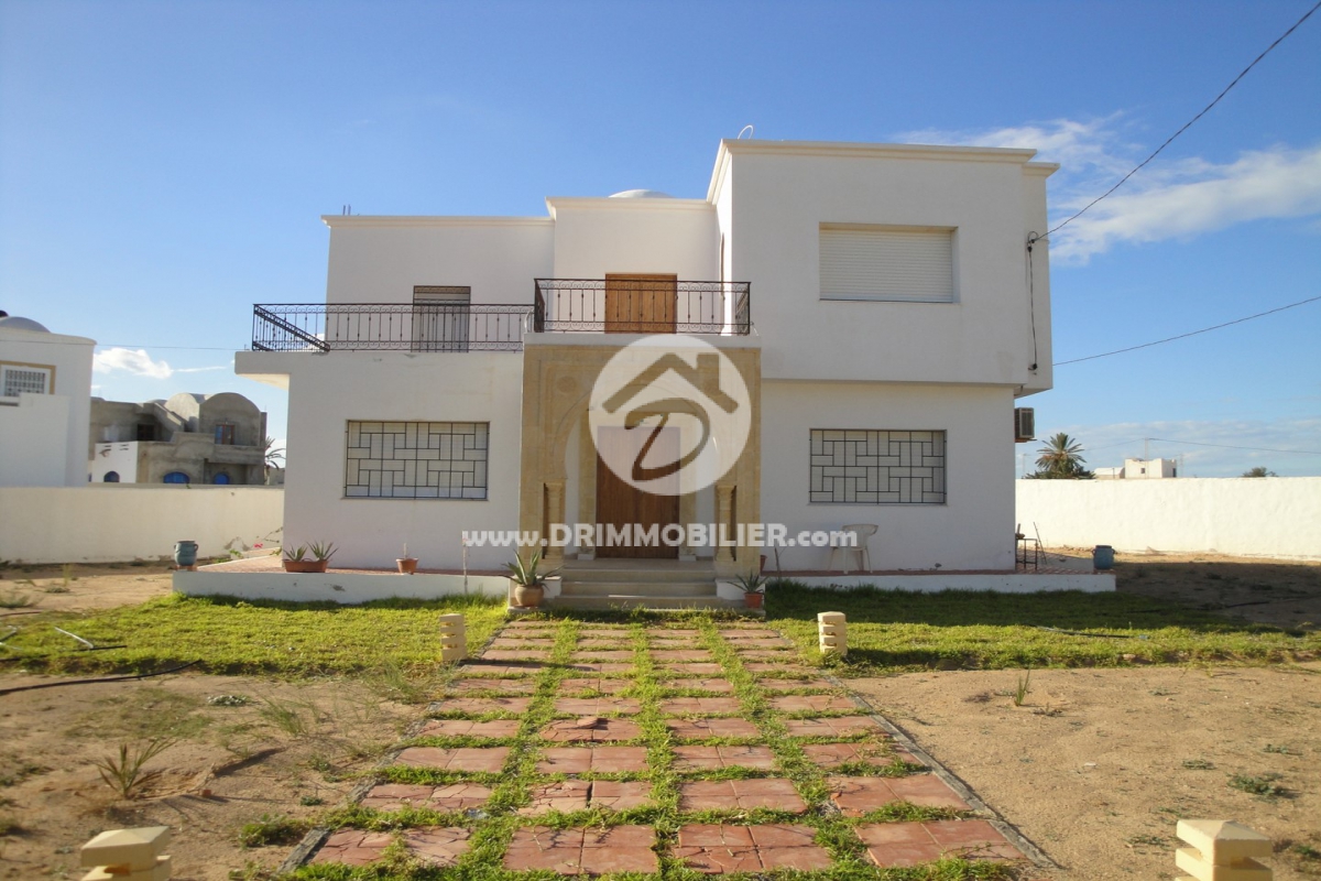 L 78 -                            Vente
                           Villa Meublé Djerba